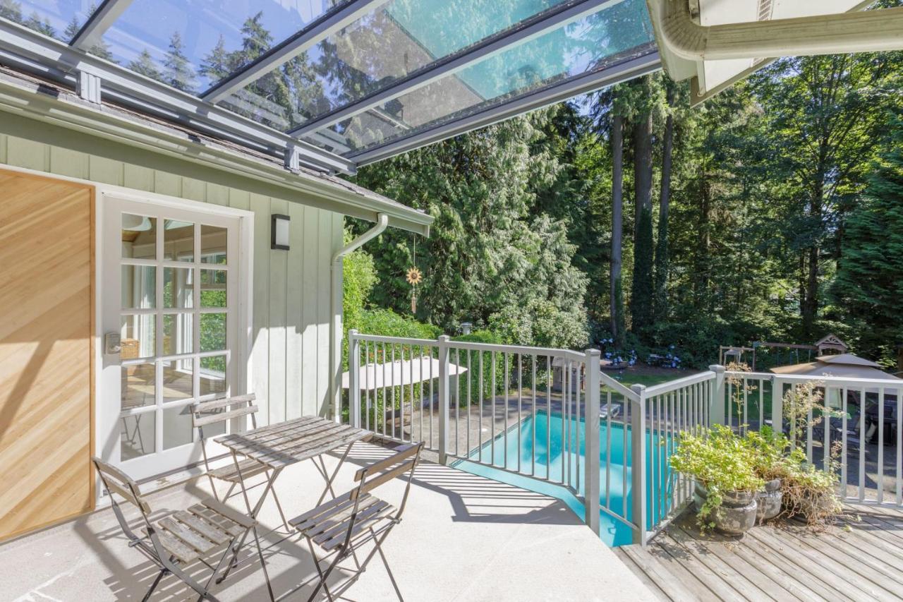 Beautiful Villa With Heated Pool Hot Tub By Forest North Vancouver Esterno foto